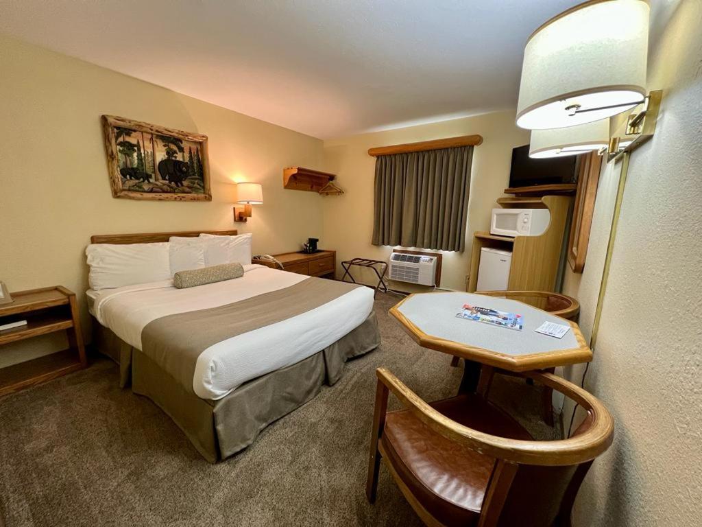 Beartooth Hideaway Inn & Cabins Red Lodge Zimmer foto